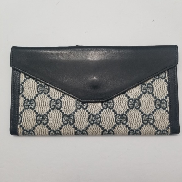 Vintage GUCCI wallet/checkbook - Picture 5 of 10